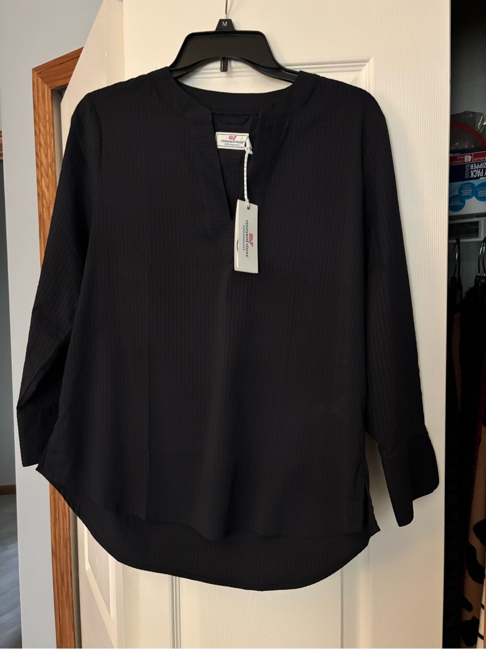 NWT Vineyard Vine small black tunic top